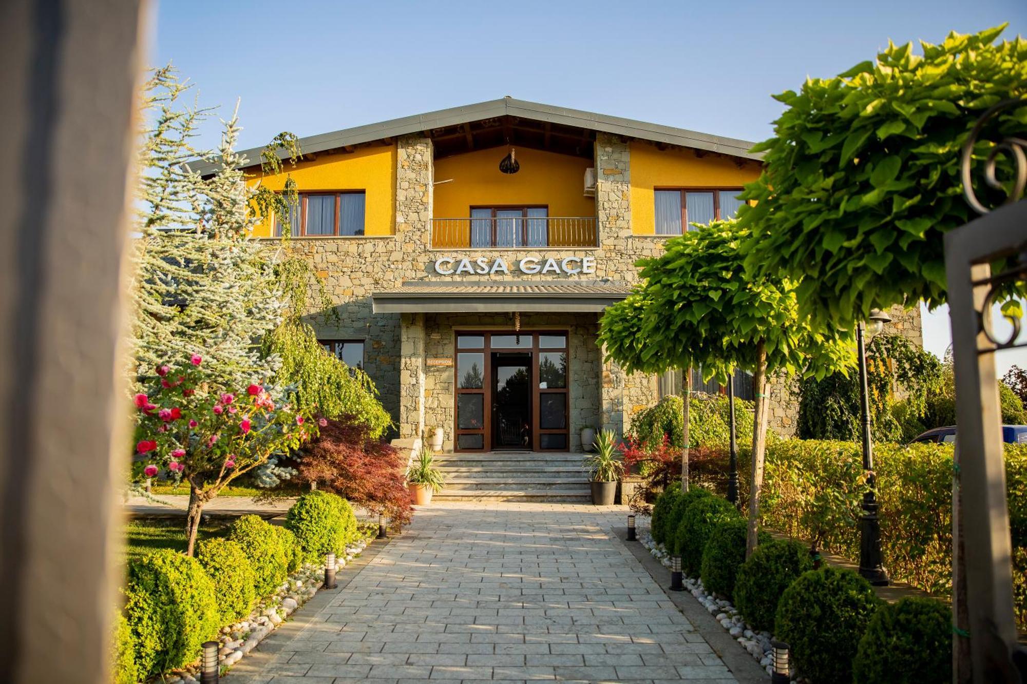 Casa Gace Hotel Korce Exterior foto